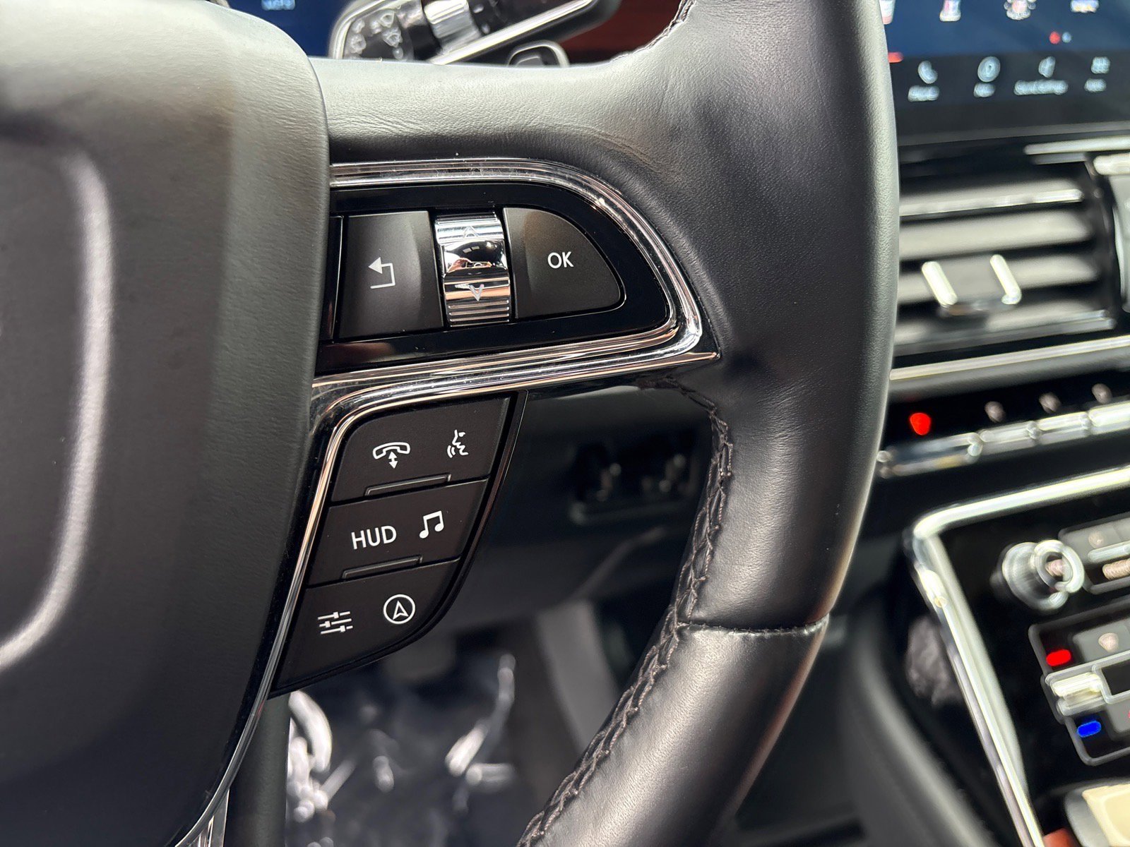 Used 2024 Lincoln Navigator Reserve image 30