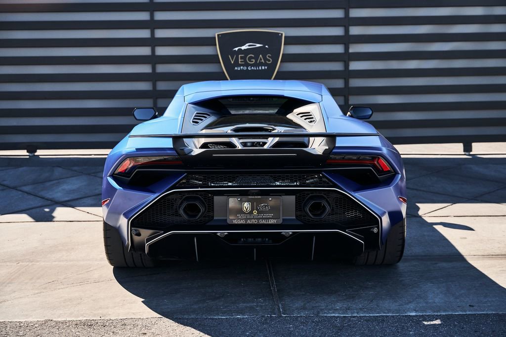 Used 2023 Lamborghini Huracan Tecnica image 23
