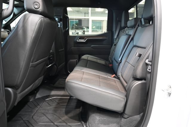 New 2026 Chevrolet Silverado 1500 High Country w/ High Country Premium Package AWD/4WD image 14