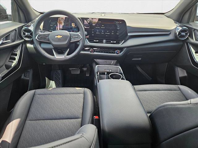 Used 2025 Chevrolet Equinox LT w/ Convenience Package II image 18