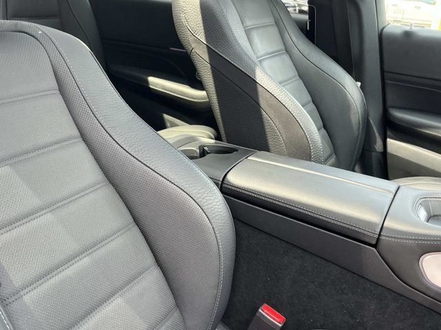 Used 2025 Mercedes-Benz GLS 450 4MATIC image 29