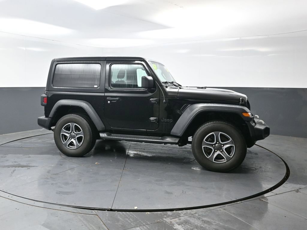 Used 2023 Jeep Wrangler Sport S image 4