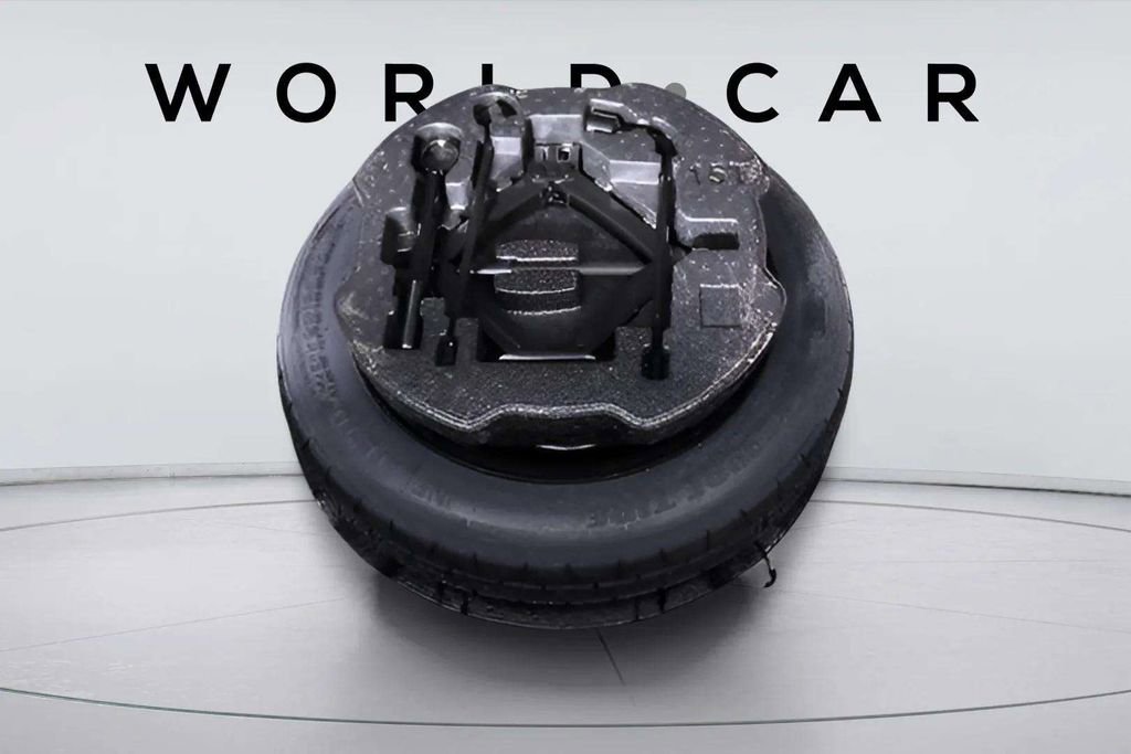 Certified 2025 Kia K4 EX FWD image 40