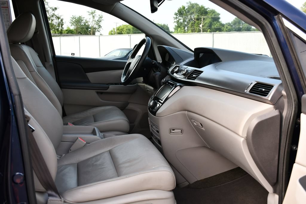 Used 2017 Honda Odyssey EX-L image 40