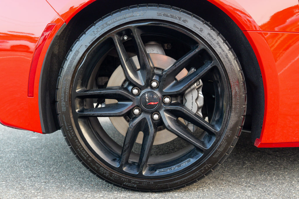 Used 2016 Chevrolet Corvette Stingray Coupe RWD image 16