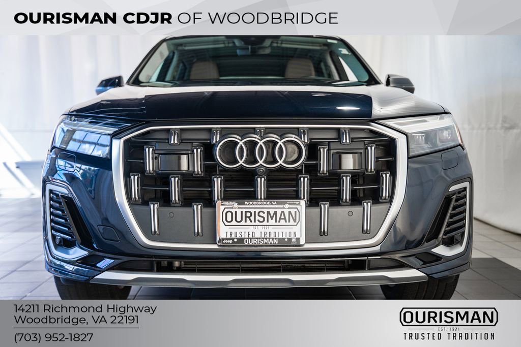 Used 2025 Audi Q7 2.0T Premium Plus w/ Premium Plus Package image 2