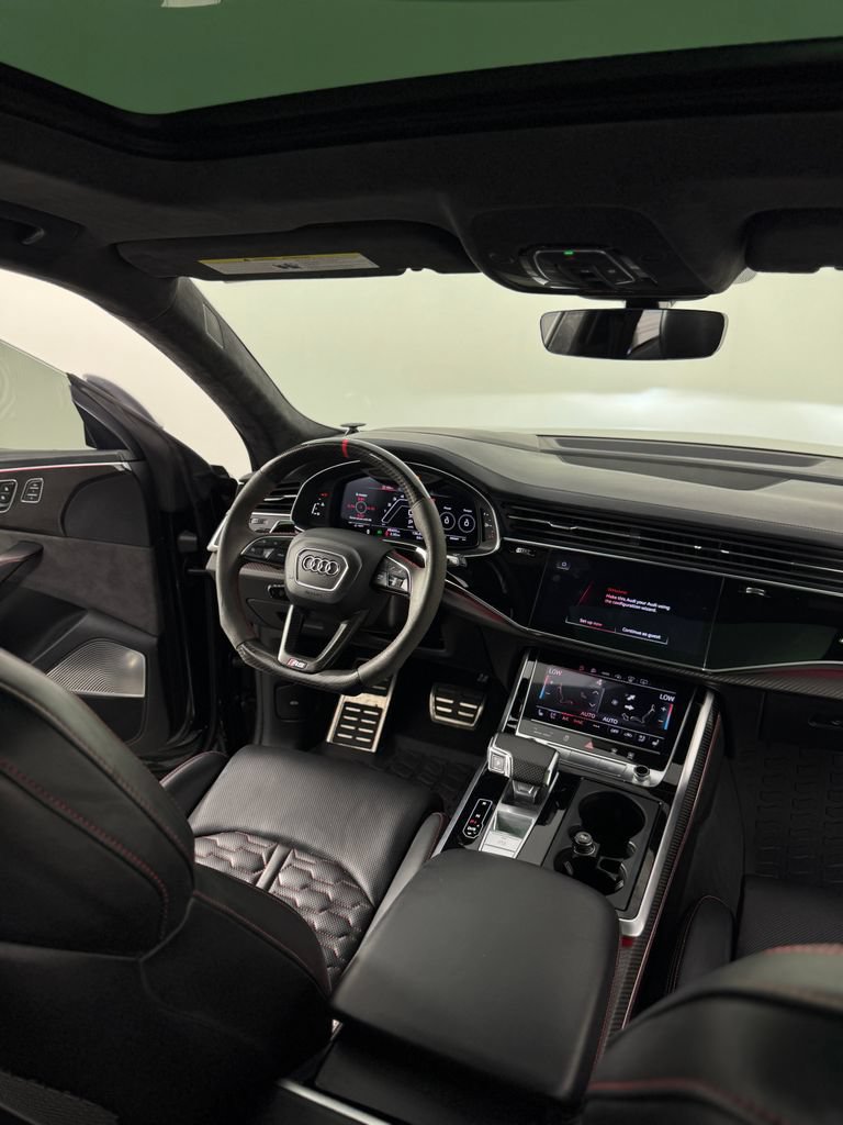 Used 2021 Audi RS Q8 w/ Luxury Package AWD/4WD image 24