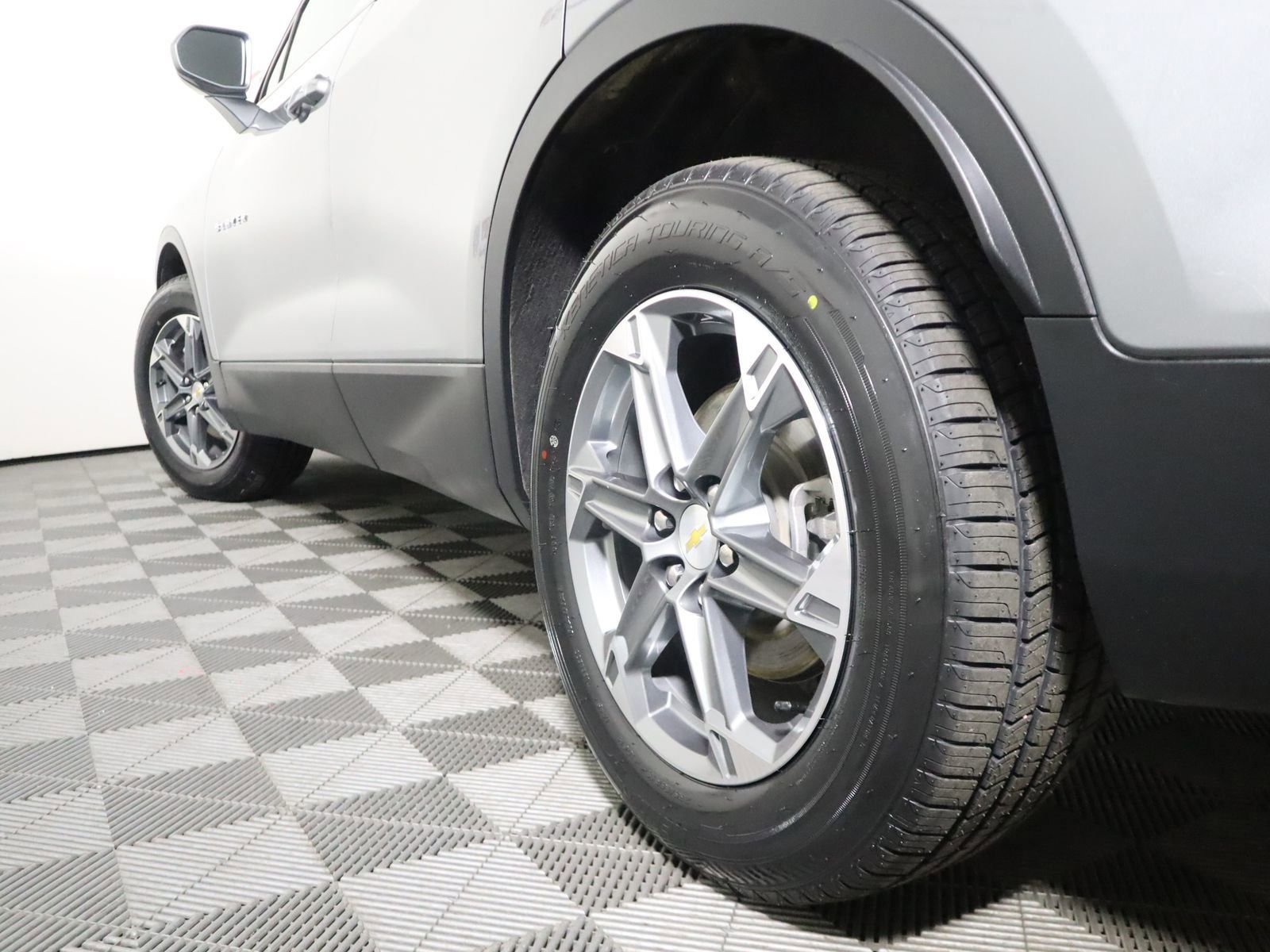 Used 2023 Chevrolet Blazer LT image 19