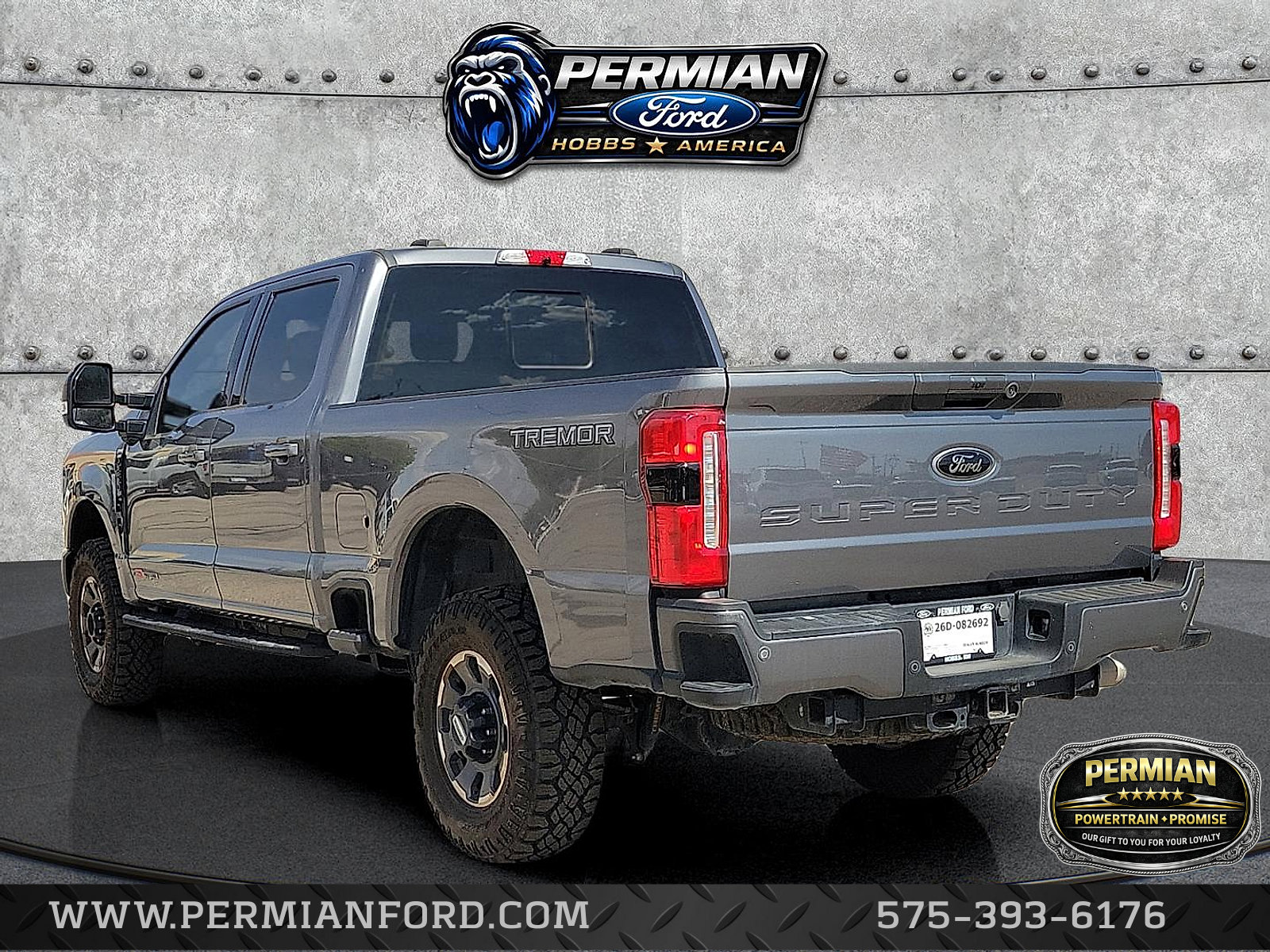 Used 2023 Ford F250 Lariat w/ Lariat Ultimate Package AWD/4WD image 3