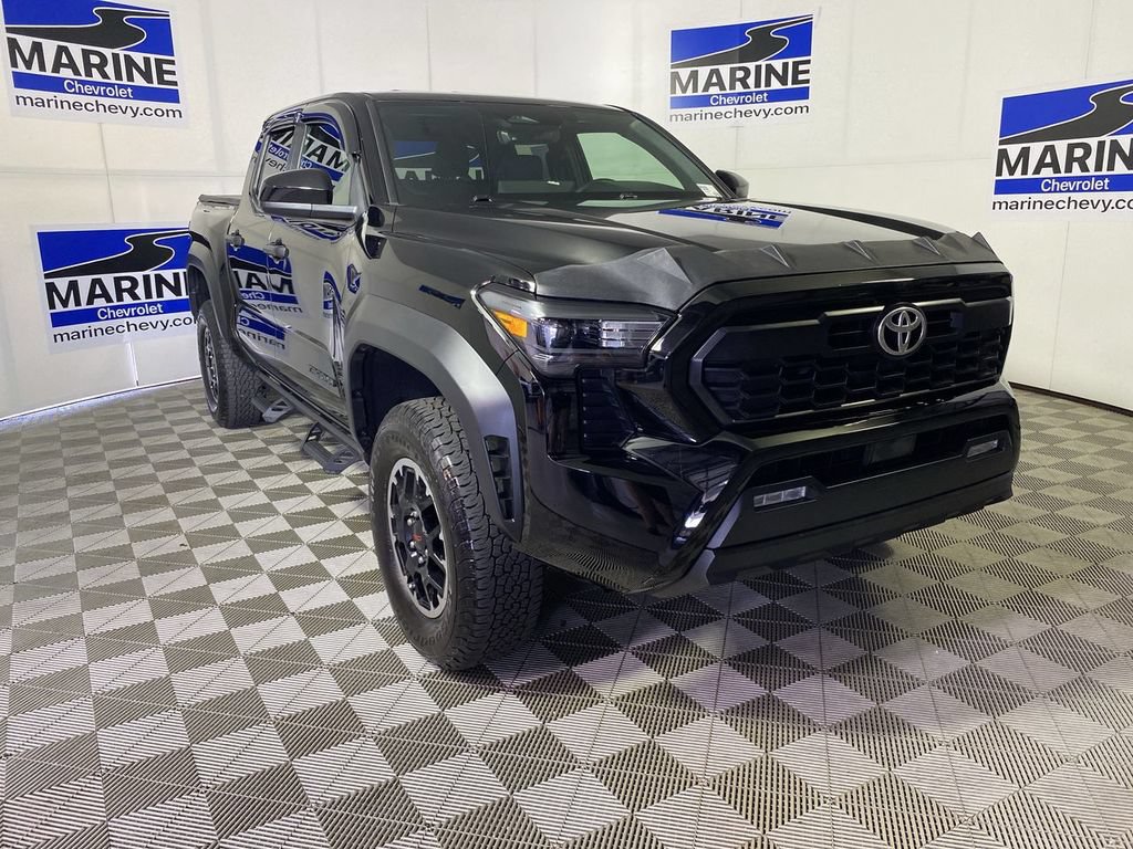 Used 2024 Toyota Tacoma TRD Off-Road AWD/4WD image 1