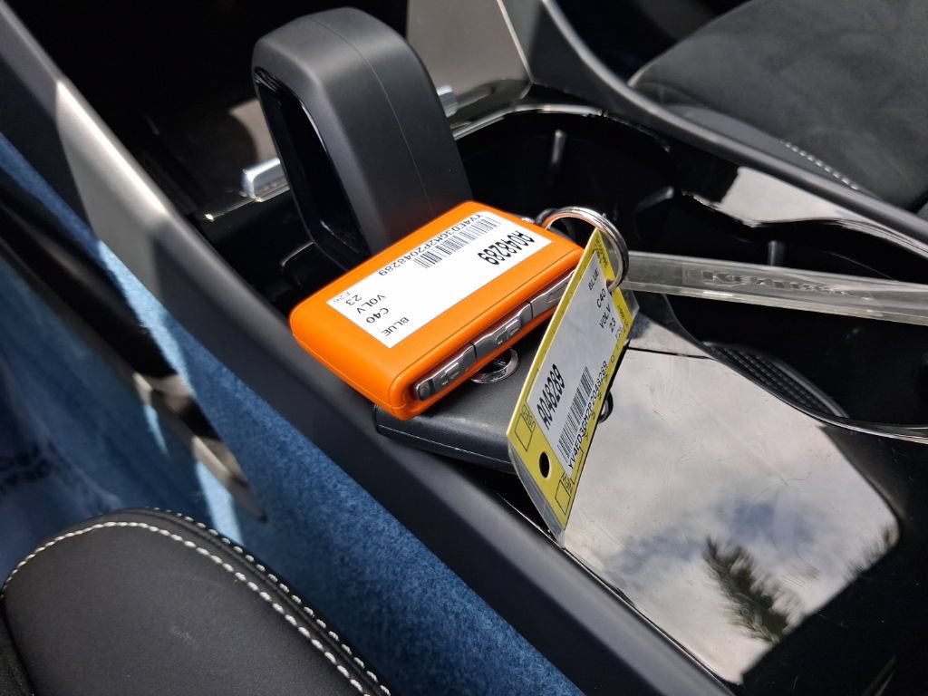 Used 2023 Volvo C40 P8 Recharge Ultimate AWD/4WD image 24
