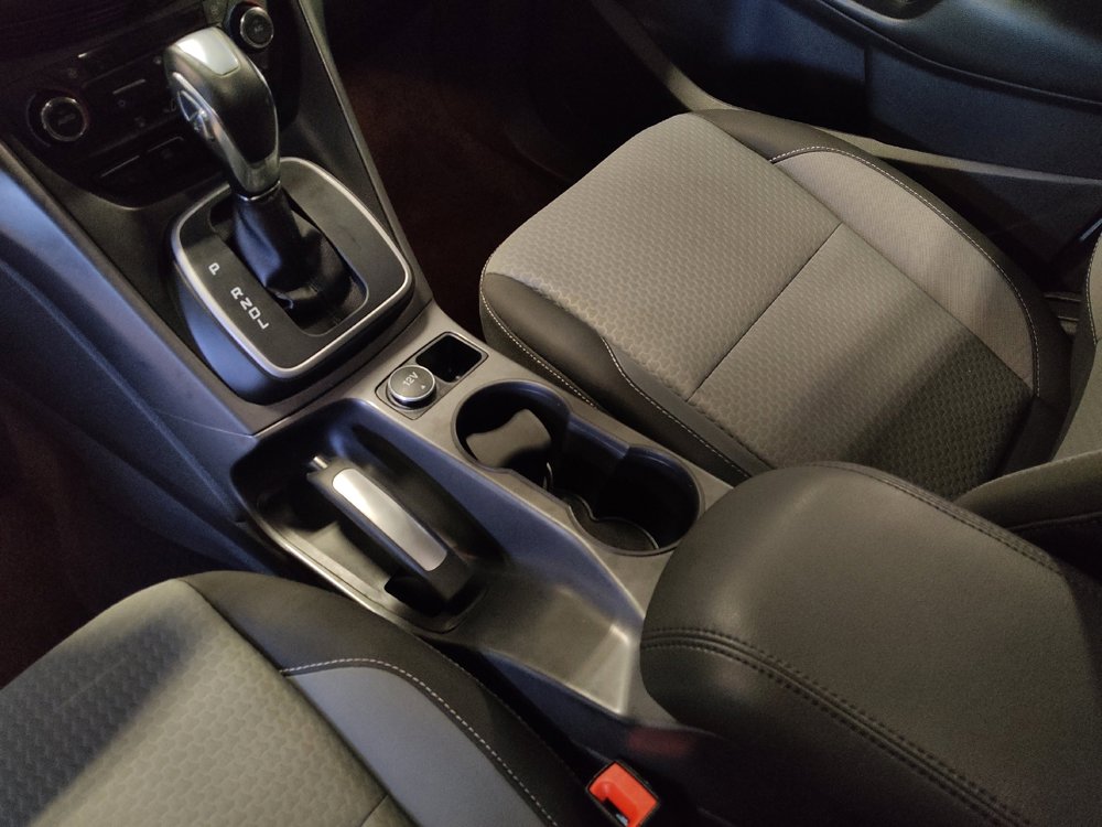 Used 2017 Ford C-MAX SE image 26