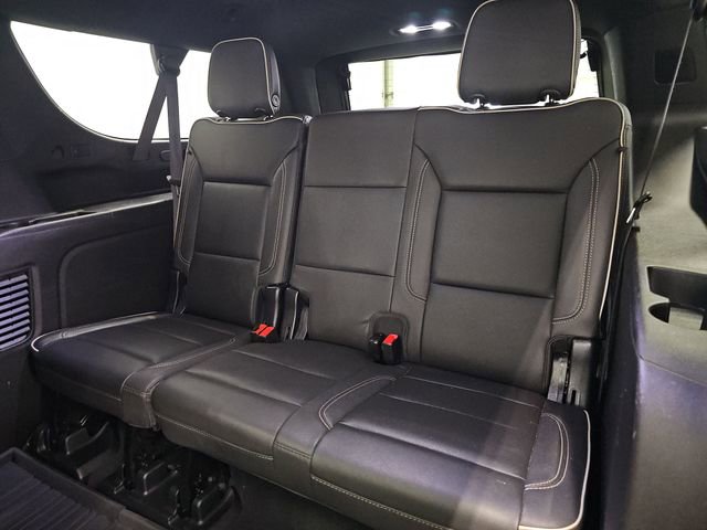 Used 2023 GMC Yukon XL SLT w/ SLT Premium Package AWD/4WD image 39
