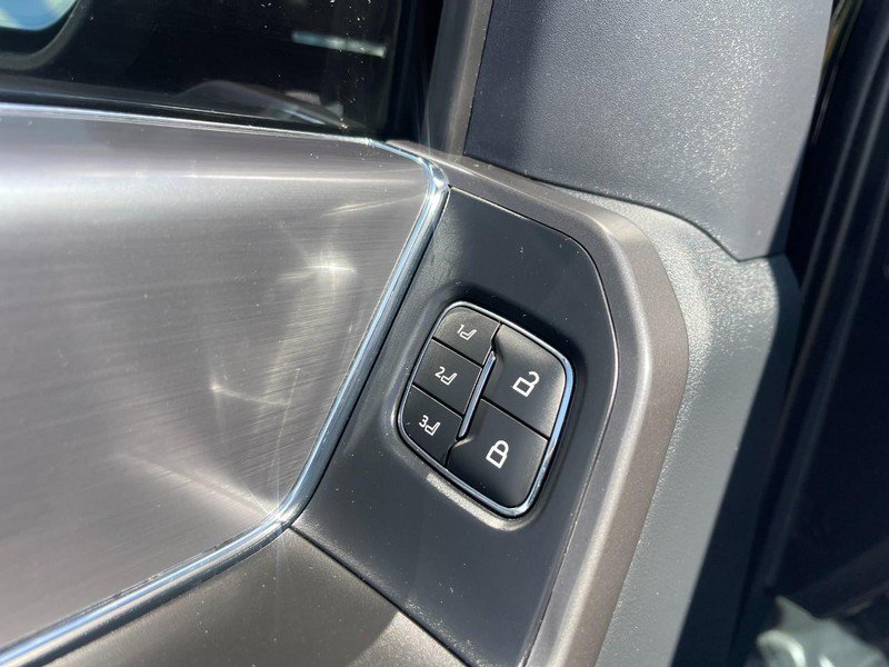 Used 2024 Ford F150 Lariat AWD/4WD image 23