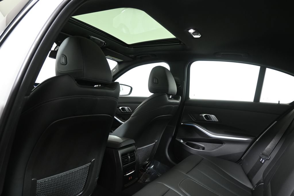 Certified 2023 BMW 330e xDrive w/ Premium Package image 31