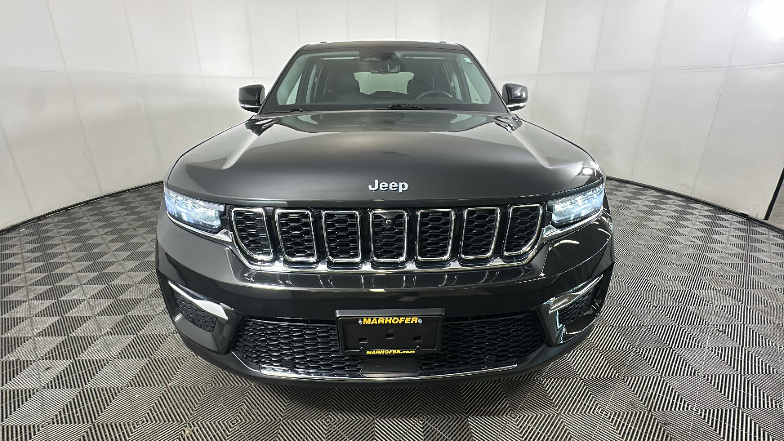 Used 2023 Jeep Grand Cherokee 4WD 4xe w/ Luxury Tech Group II image 9