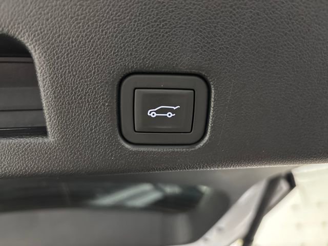Used 2025 Buick Enclave Sport Touring image 22