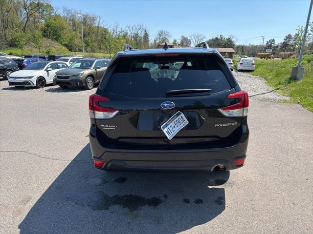 Used 2023 Subaru Forester Premium AWD/4WD image 10