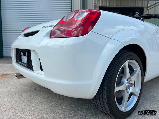 Used 2003 Toyota MR2 Spyder image 46