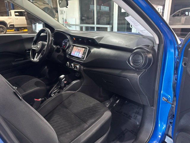 Used 2022 Nissan Kicks S FWD image 36