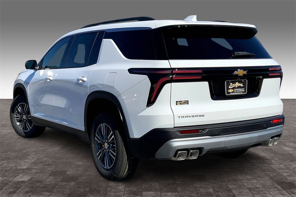 New 2026 Chevrolet Traverse LT image 4