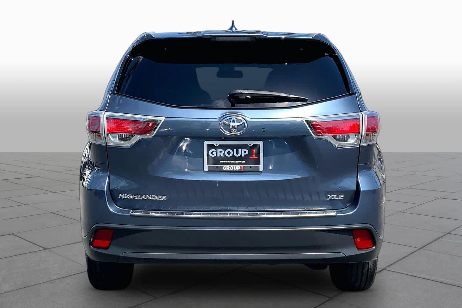 Used 2015 Toyota Highlander XLE FWD image 4