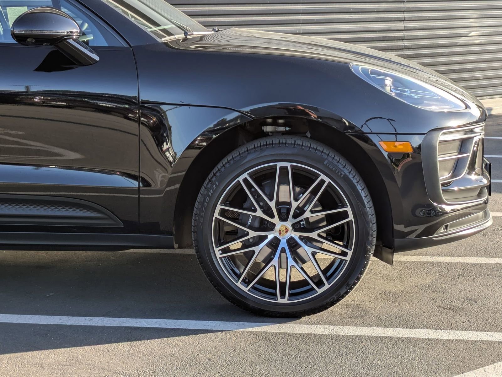Certified 2026 Porsche Macan image 11