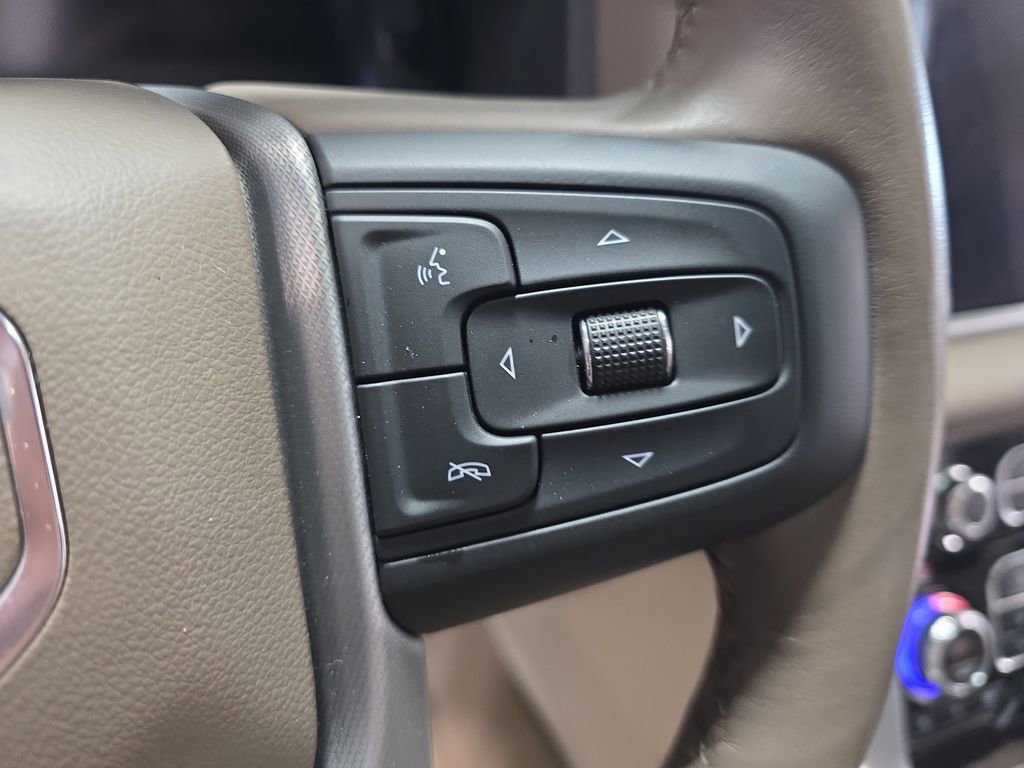 Used 2022 GMC Yukon Denali image 19