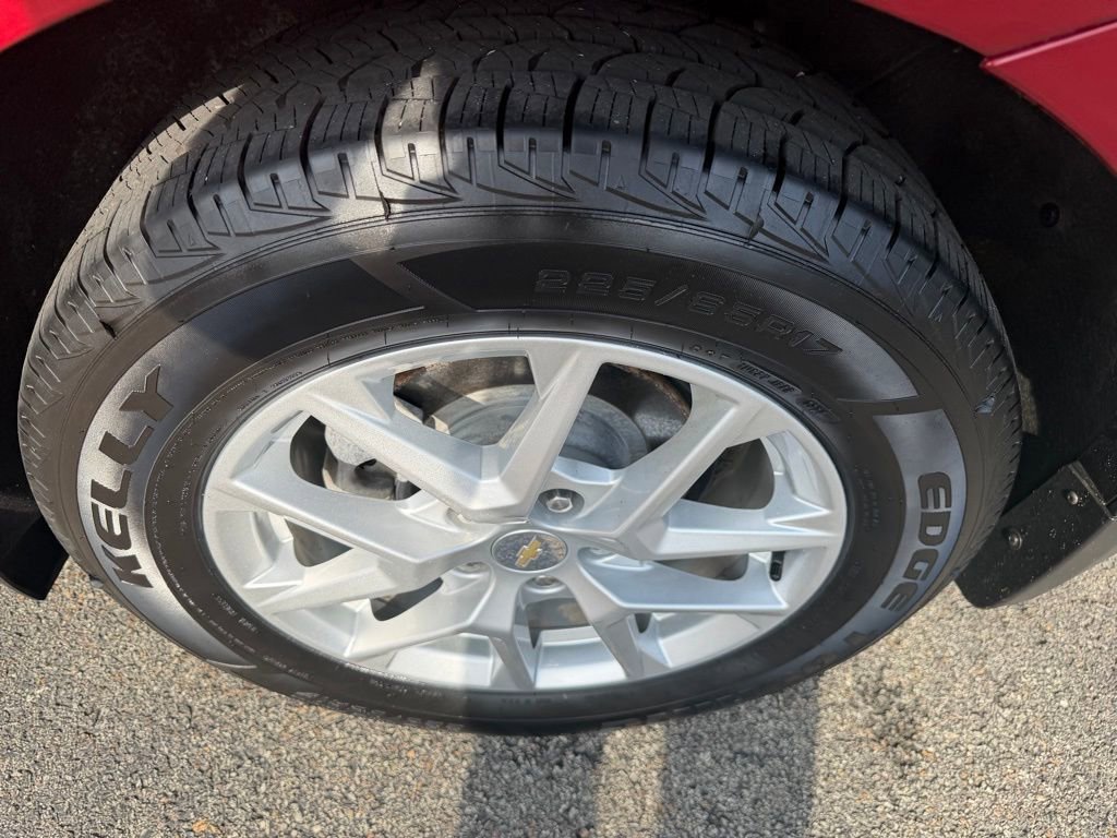 Used 2023 Chevrolet Equinox LT image 11