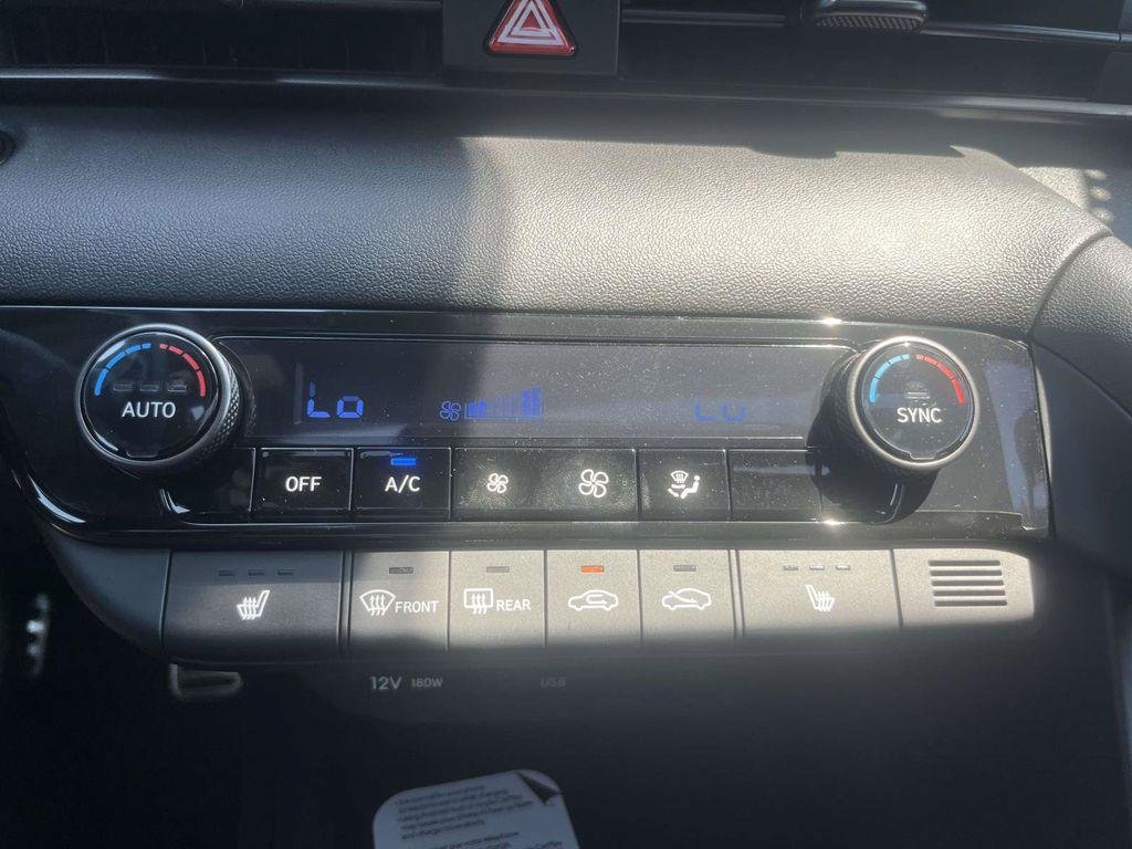 New 2026 Hyundai Elantra SEL Sport FWD image 49