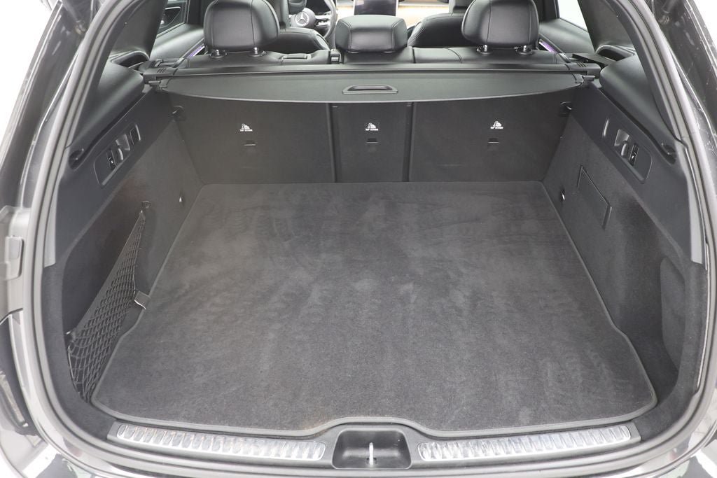 Used 2024 Mercedes-Benz GLC 300 4MATIC image 29