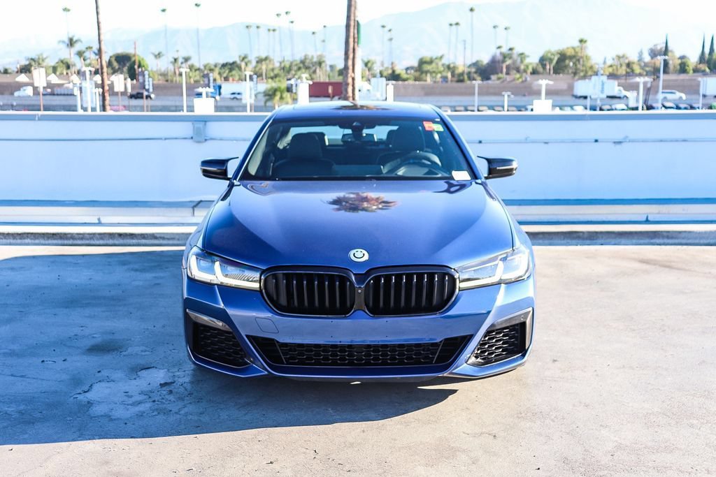 Used 2023 BMW M550i xDrive AWD/4WD image 3