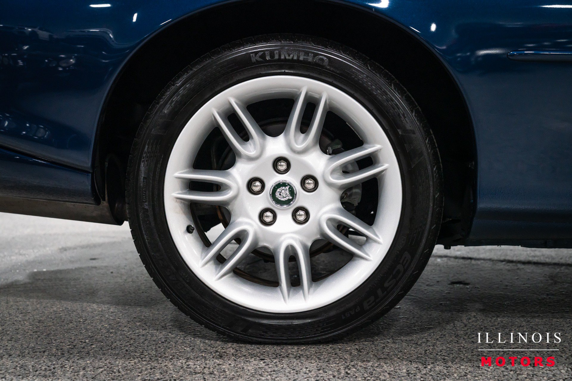Used 2002 Jaguar XK8 Convertible RWD image 11