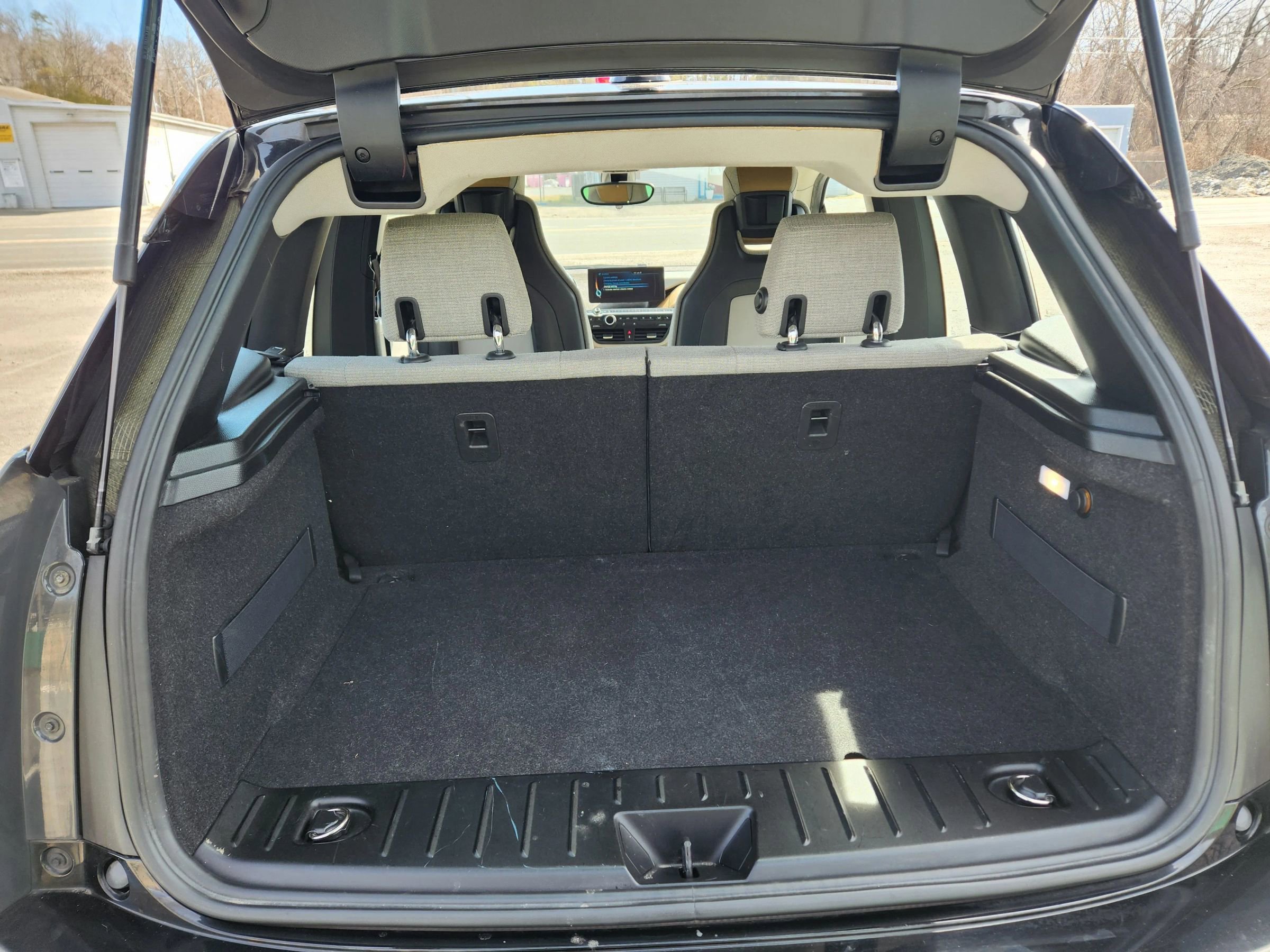 Used 2015 BMW i3 w/ Range Extender image 12