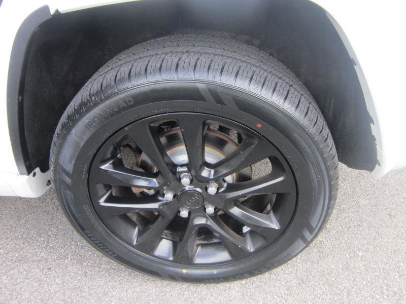 Used 2020 Jeep Grand Cherokee Altitude image 40
