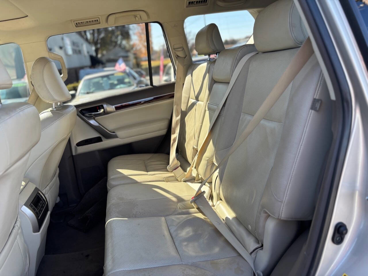 Used 2016 Lexus GX 460 Base AWD 4dr SUV image 26