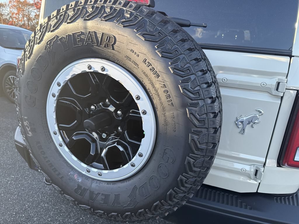 New 2025 Ford Bronco Badlands w/ Sasquatch Package AWD/4WD image 19
