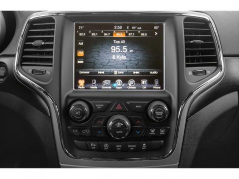 Used 2018 Jeep Grand Cherokee Altitude AWD/4WD image 13