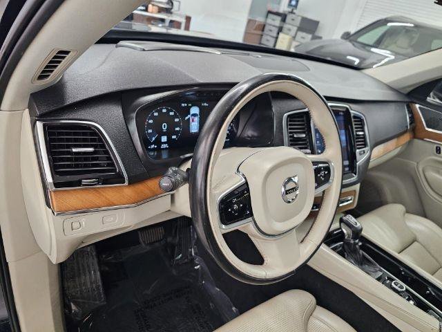 Used 2017 Volvo XC90 T6 Inscription image 7