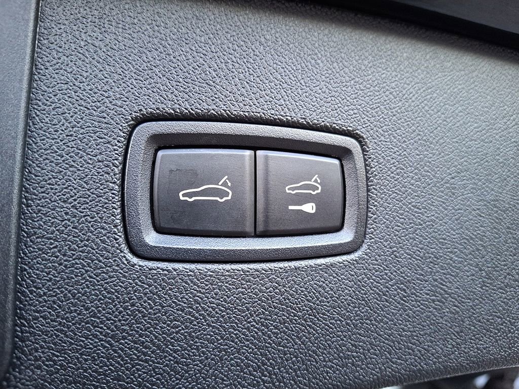 Used 2023 Porsche Cayenne Turbo image 27