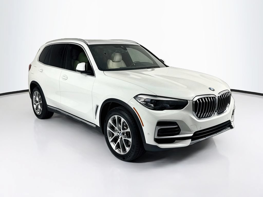 Used 2022 BMW X5 sDrive40i w/ Parking Assistance Package RWD image 3
