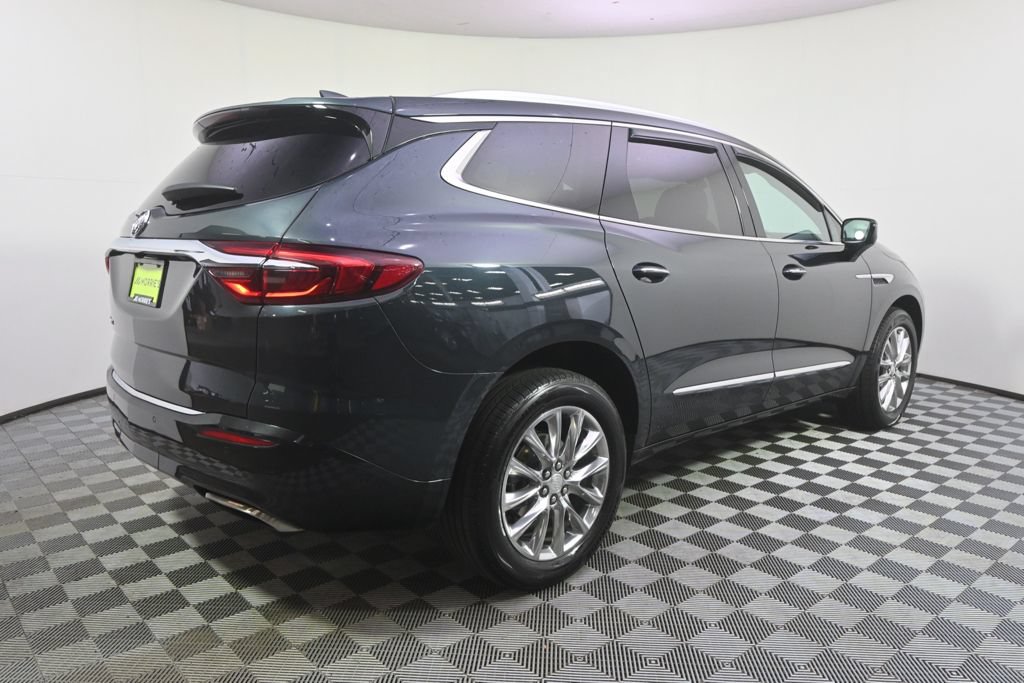 Used 2021 Buick Enclave Essence w/ Sound and Sites Package AWD/4WD image 7