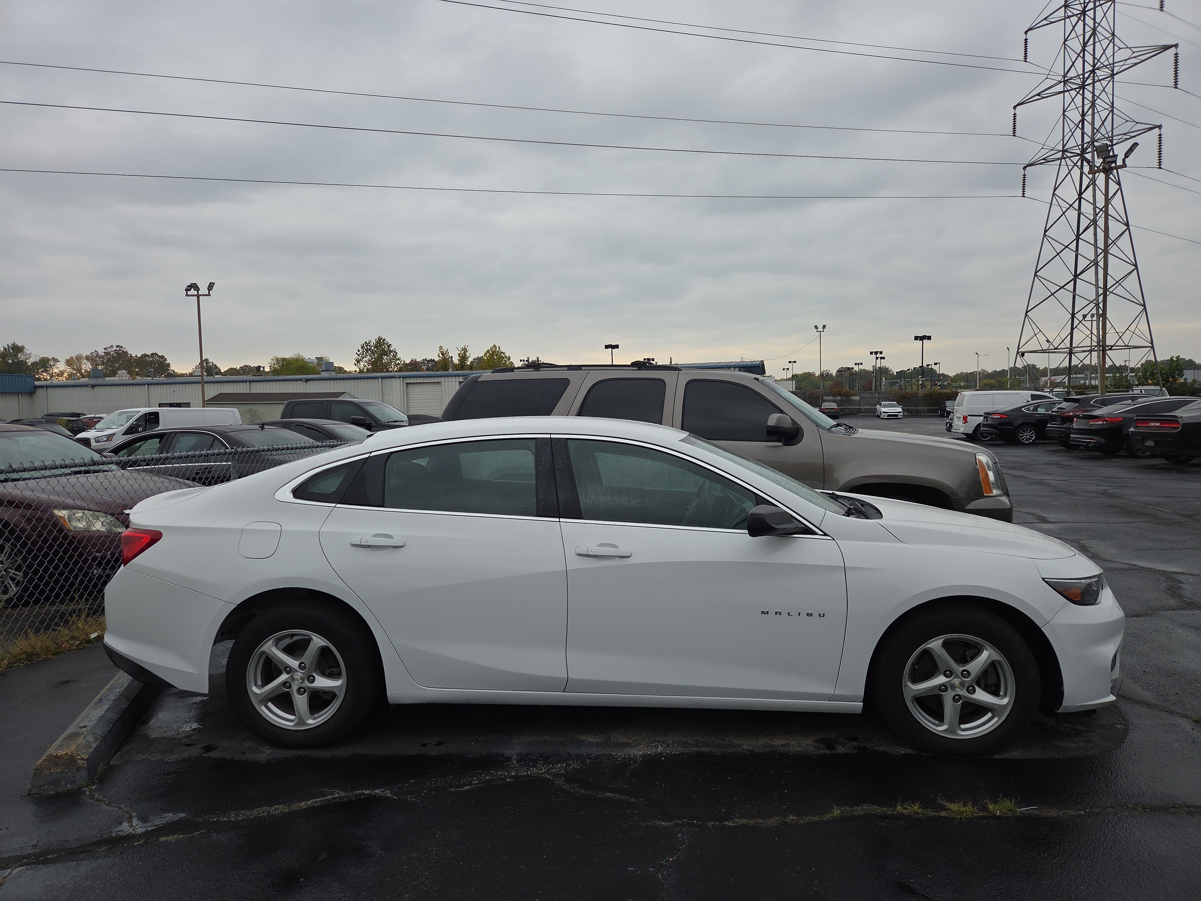 Used 2018 Chevrolet Malibu LS FWD image 6