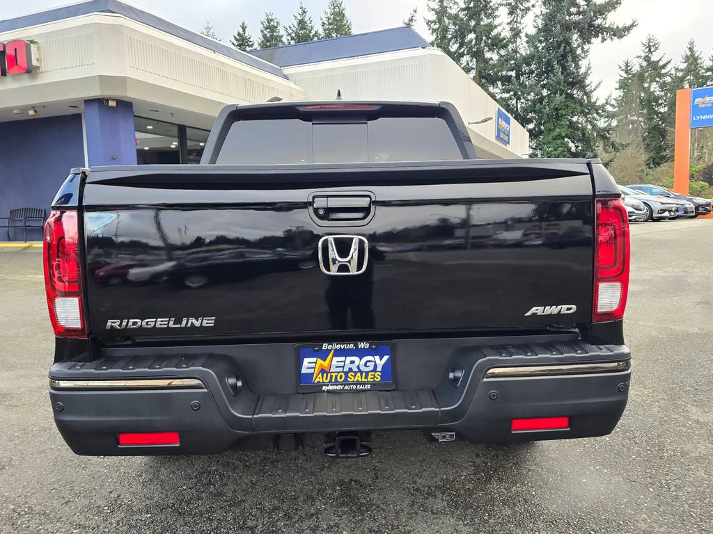 Used 2017 Honda Ridgeline Black Edition image 4