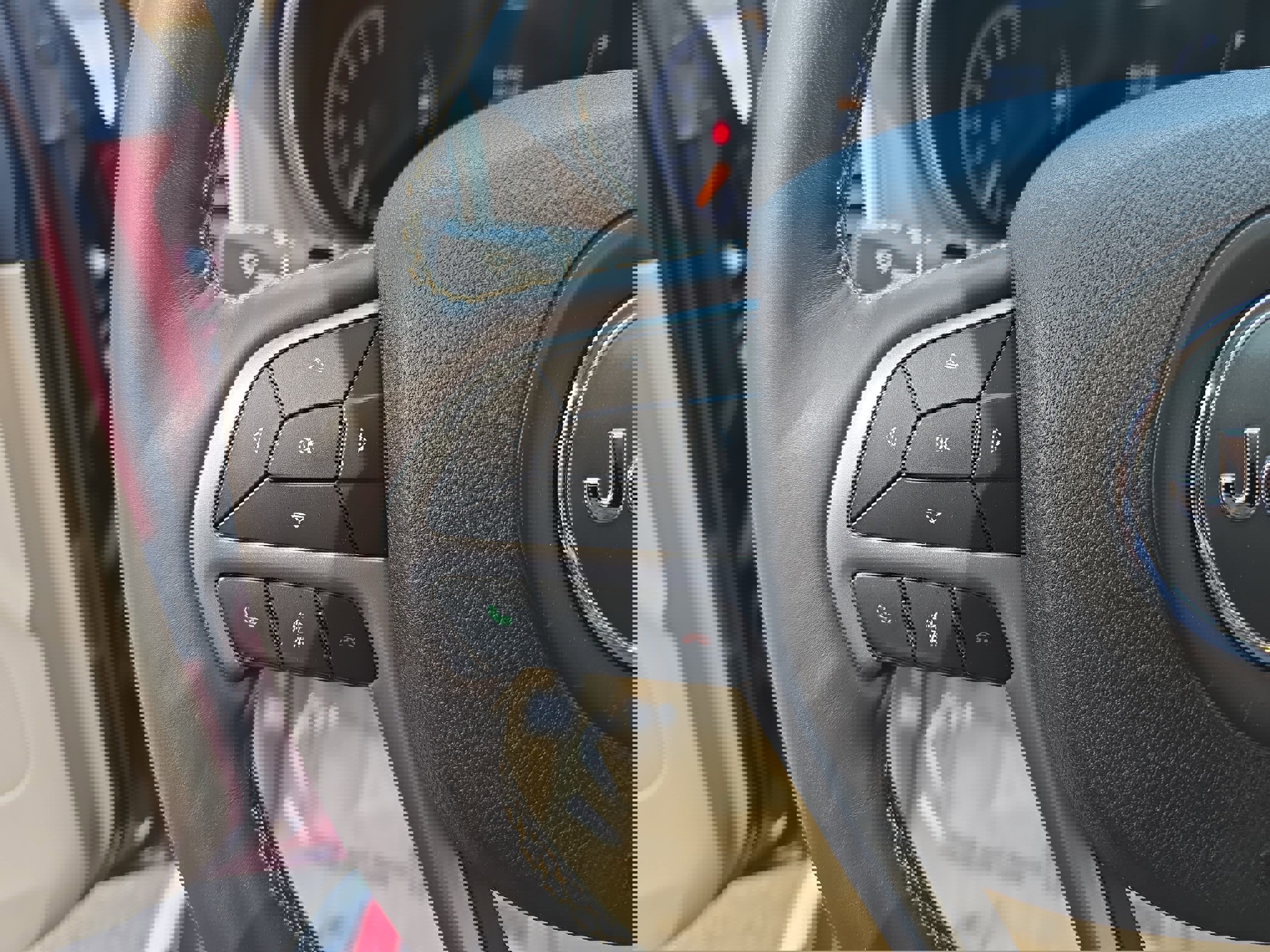 Used 2018 Jeep Grand Cherokee Overland image 18