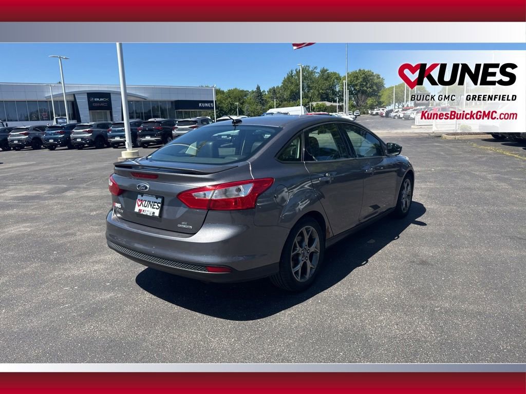 Used 2013 Ford Focus SE FWD image 6