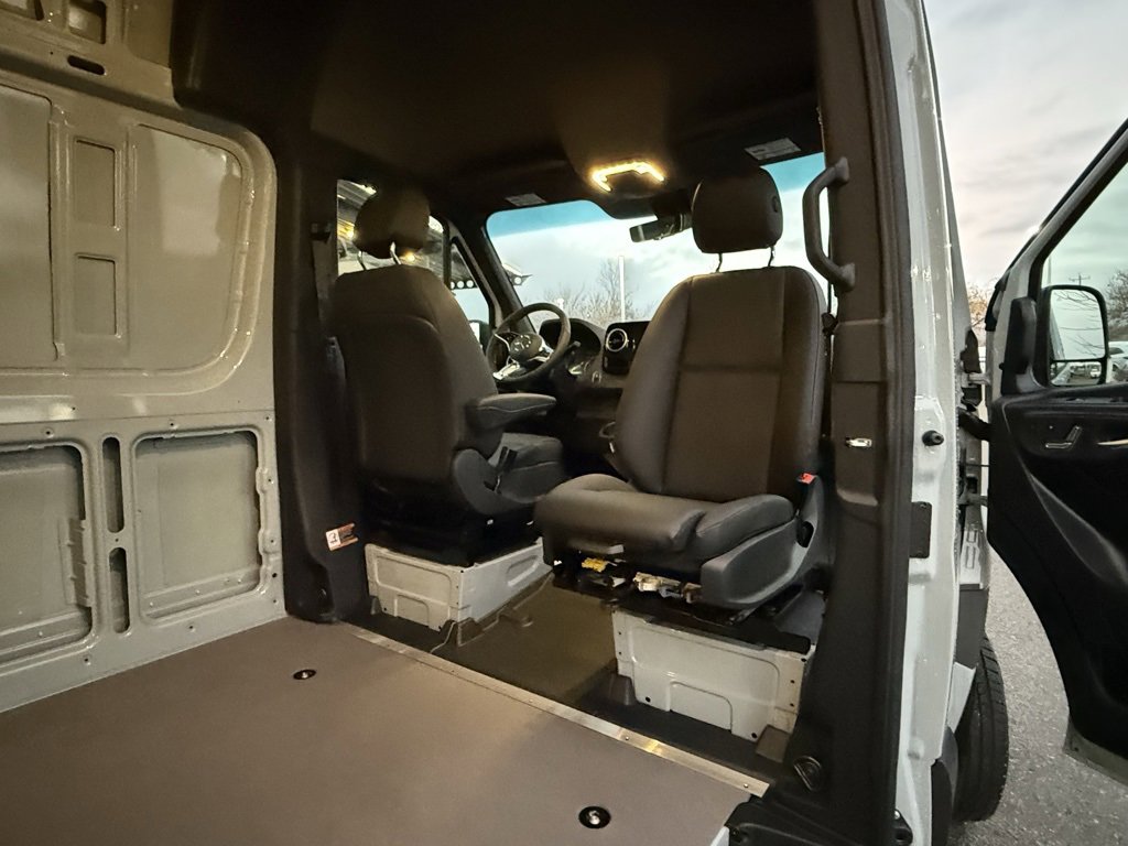 New 2025 Mercedes-Benz Sprinter 2500 image 12