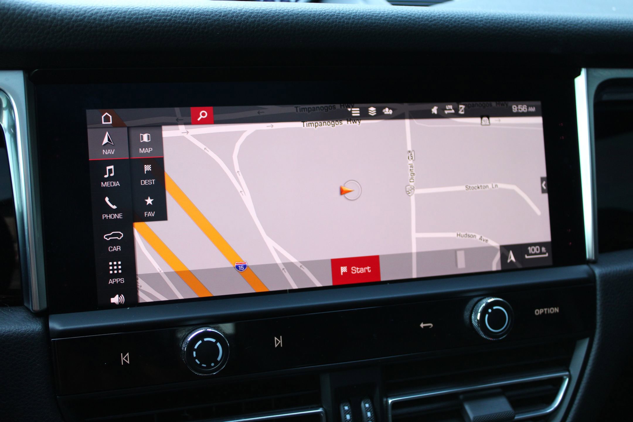 Used 2023 Porsche Macan image 19