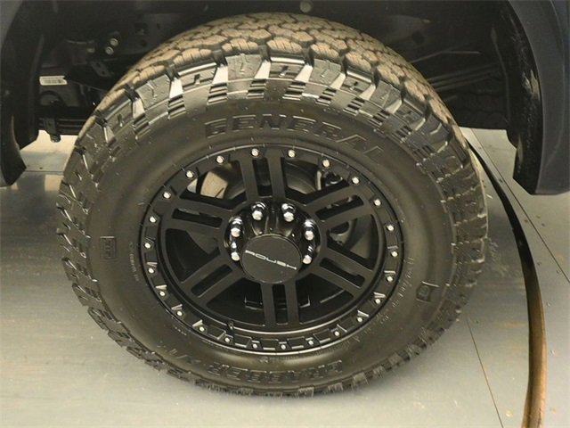 New 2026 Ford F250 Lariat w/ Black Appearance Package image 9