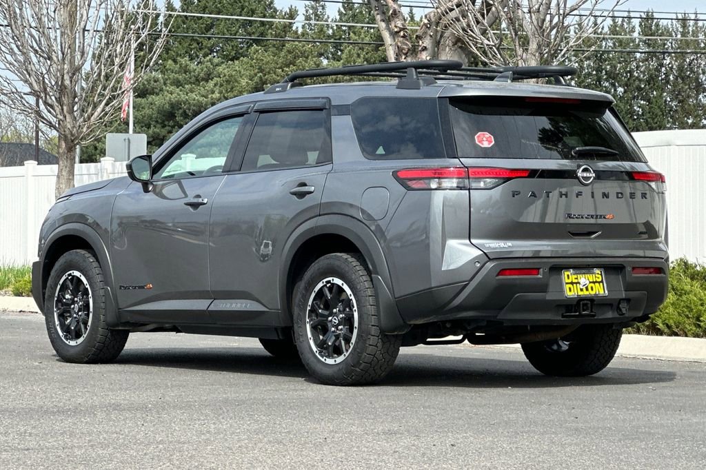 Used 2025 Nissan Pathfinder Rock Creek image 6